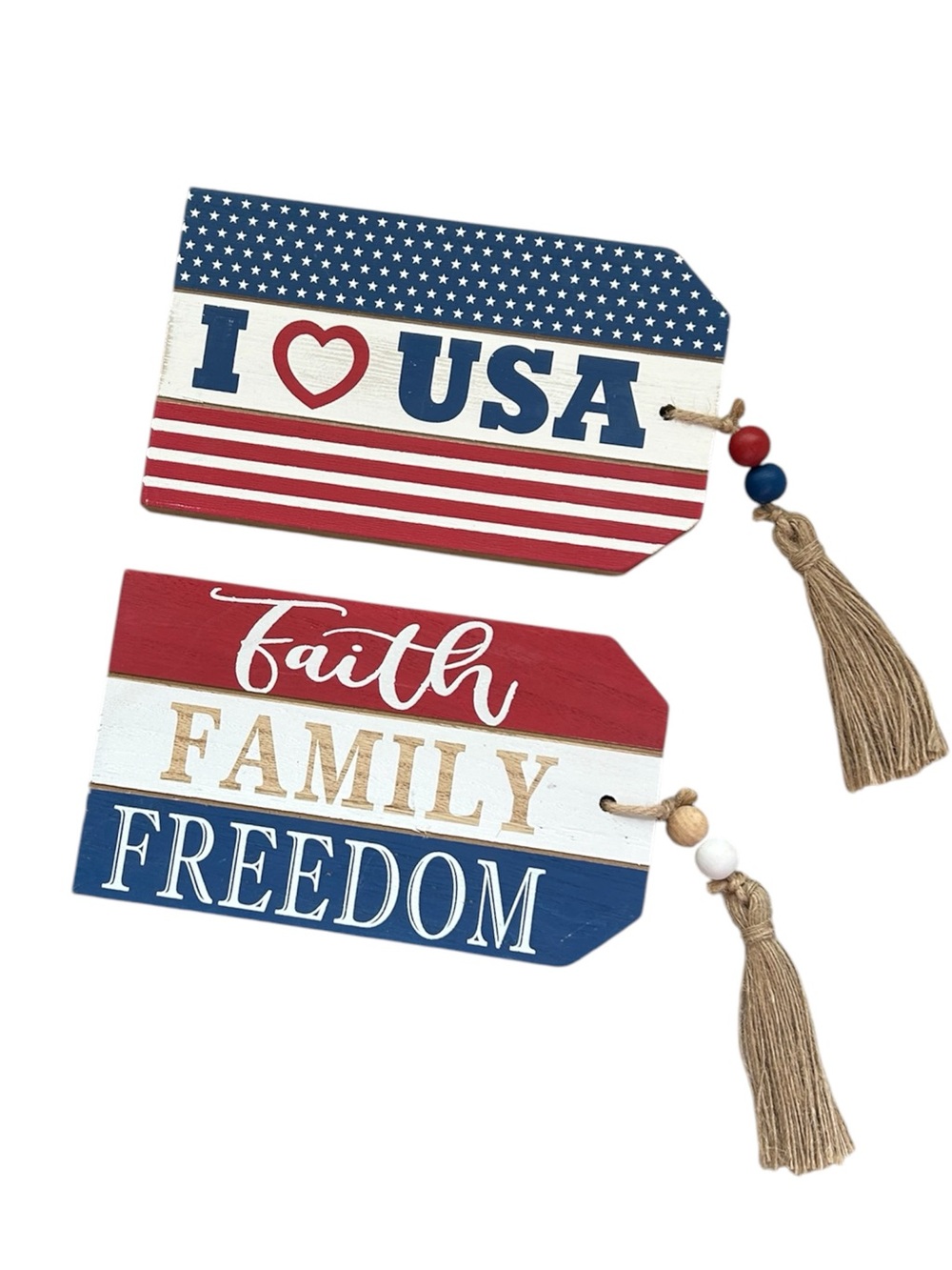 Patriotic Table Decor ‘I Love USA' & 'Faith Family Freedom' Wooden Tag Set